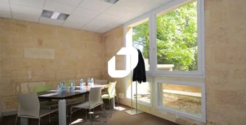 Location Bureaux 10 m² à 101 m² - Photo 1