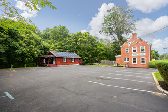 1060 US Highway 206, Bordentown, NJ for sale Primary Photo- Image 1 of 1