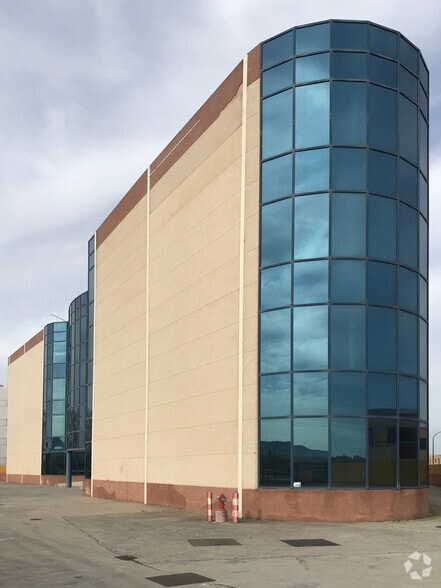 Calle Francisco Aritio, 162, Guadalajara, Guadalajara to rent - Building Photo - Image 2 of 9