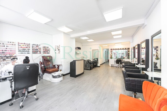 More details for 86 Mitcham Rd, London - Retail to Rent