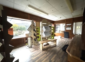 46-52 Red Lion Yard, Okehampton to rent Interior Photo- Image 1 of 1