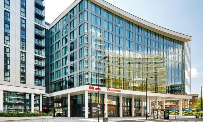 More details for 10 Sutton Court Rd, Sutton - Retail to Rent