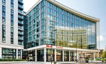 10 Sutton Court Rd, Sutton to rent Building Photo- Image 1 of 3