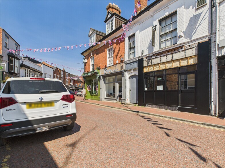 11 Pillory St, Nantwich to rent - Building Photo - Image 2 of 2