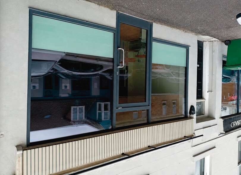 48-52 Hamilton St, Saltcoats to rent - Building Photo - Image 2 of 2