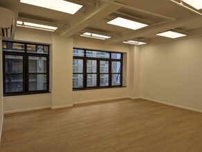 40 W 37th St, New York, NY for rent Building Photo- Image 1 of 10