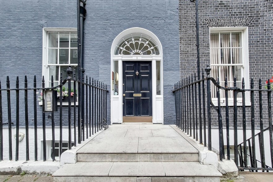 3 Fitzhardinge St, London to rent - Building Photo - Image 2 of 4