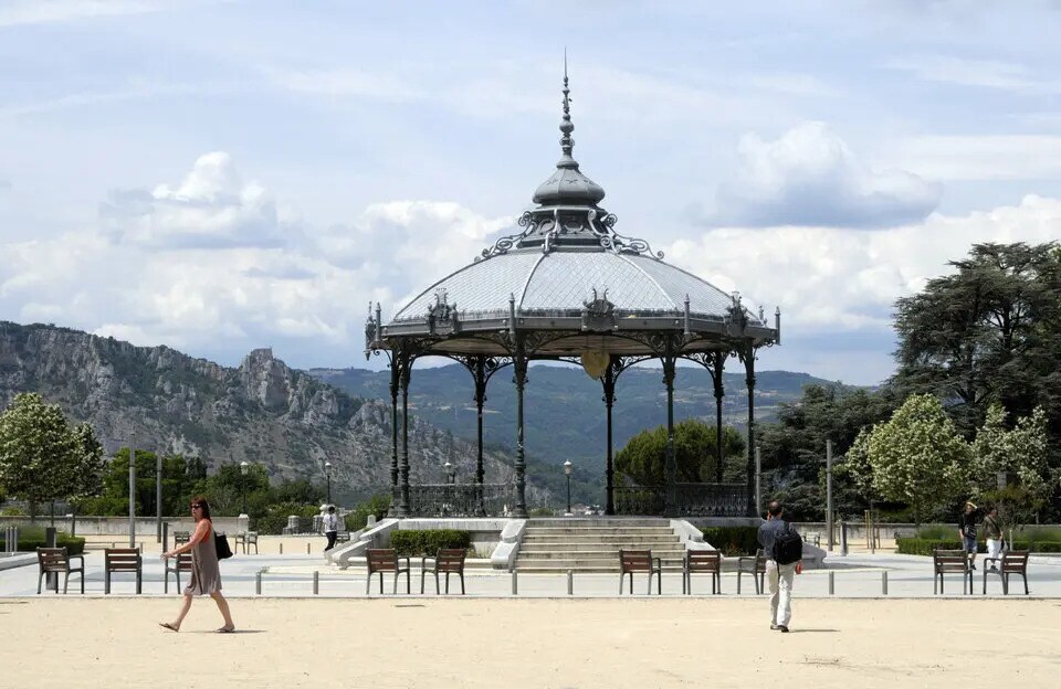 Vente Commerce 165 m² - Photo 1