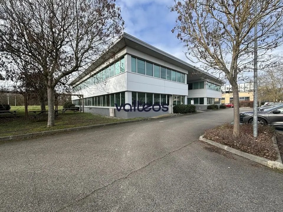 Office in Labège to rent Building Photo- Image 1 of 6