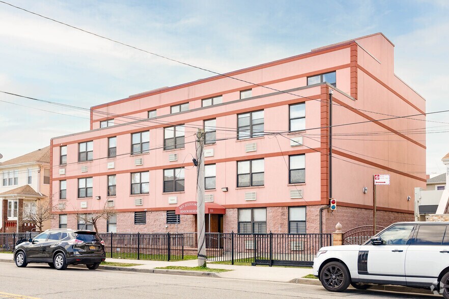 333 Beach 67th St, Arverne, NY for sale - Building Photo - Image 3 of 5