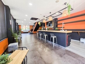 Retail in Rubí, Barcelona to rent Interior Photo- Image 1 of 12