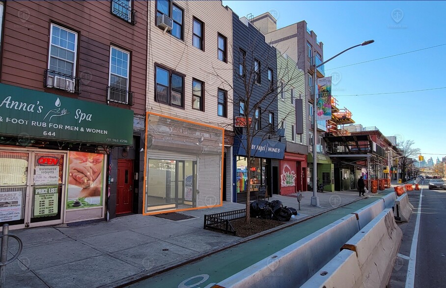 640 Grand St, Brooklyn, NY for rent - Primary Photo - Image 1 of 9