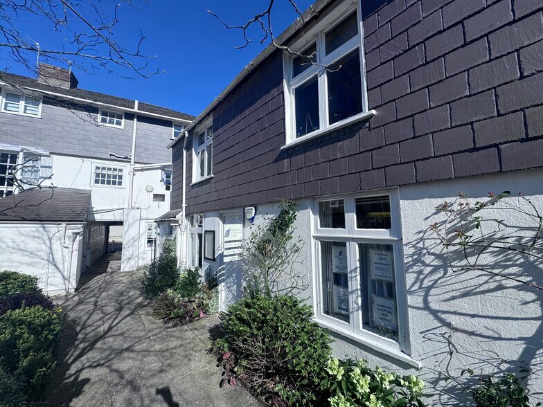 21-27 New St, Salisbury to rent - Building Photo - Image 2 of 6