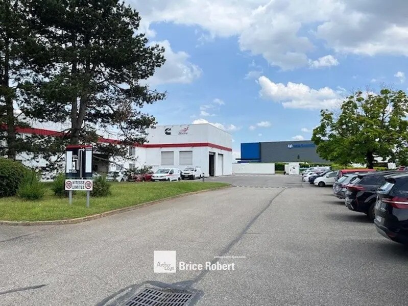 43 Rue Ampère, Chassieu for sale Building Photo- Image 1 of 11