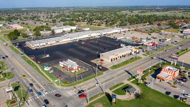 115 N Mustang Rd, Mustang, OK for rent Building Photo- Image 1 of 12