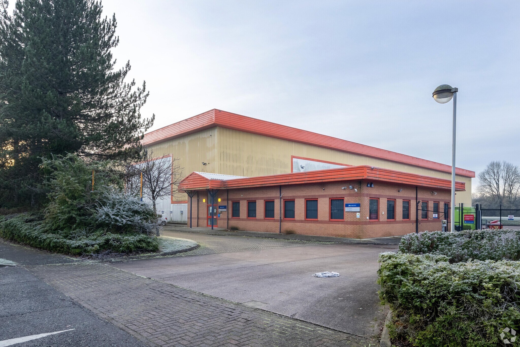 Kingsbury Rd, Curdworth to rent Primary Photo- Image 1 of 3