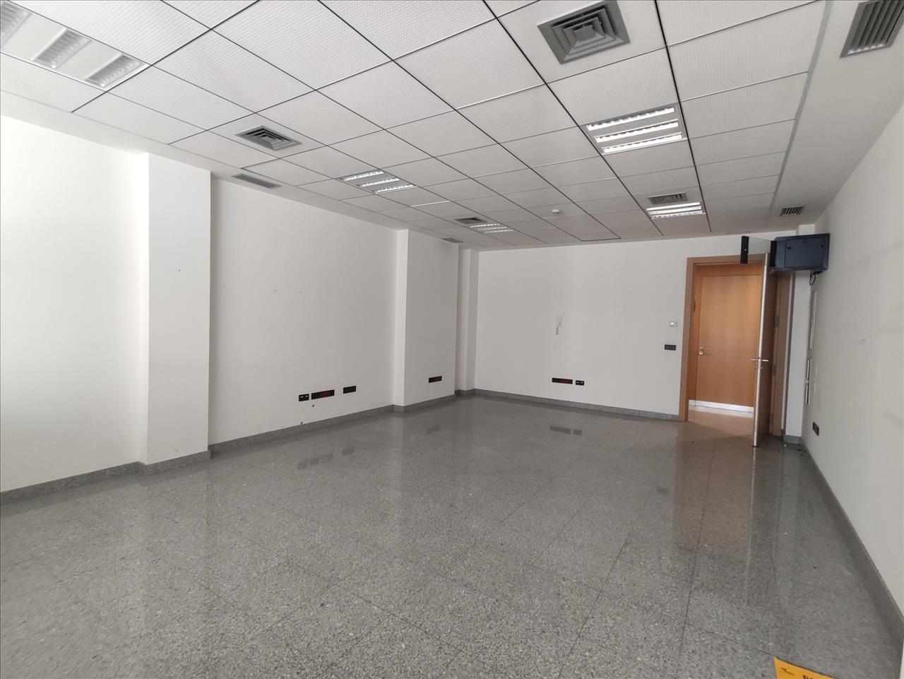 De Hytasa, Seville, Sevilla for sale Interior Photo- Image 1 of 3