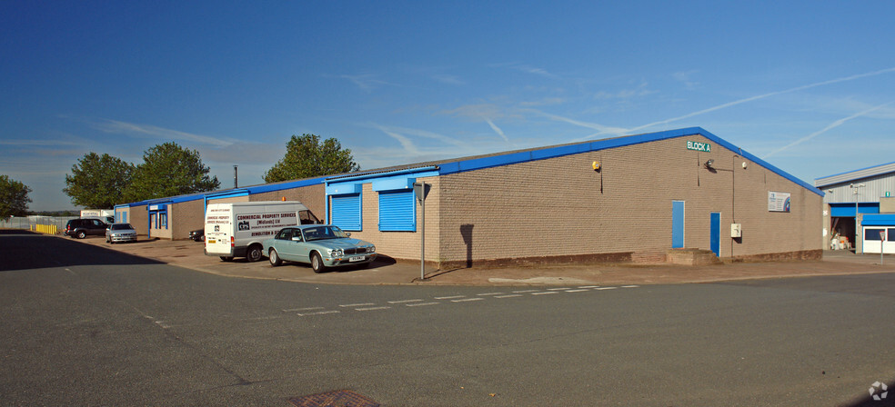 Wednesbury Trading Estate, Wednesbury for rent - Building Photo - Image 2 of 3