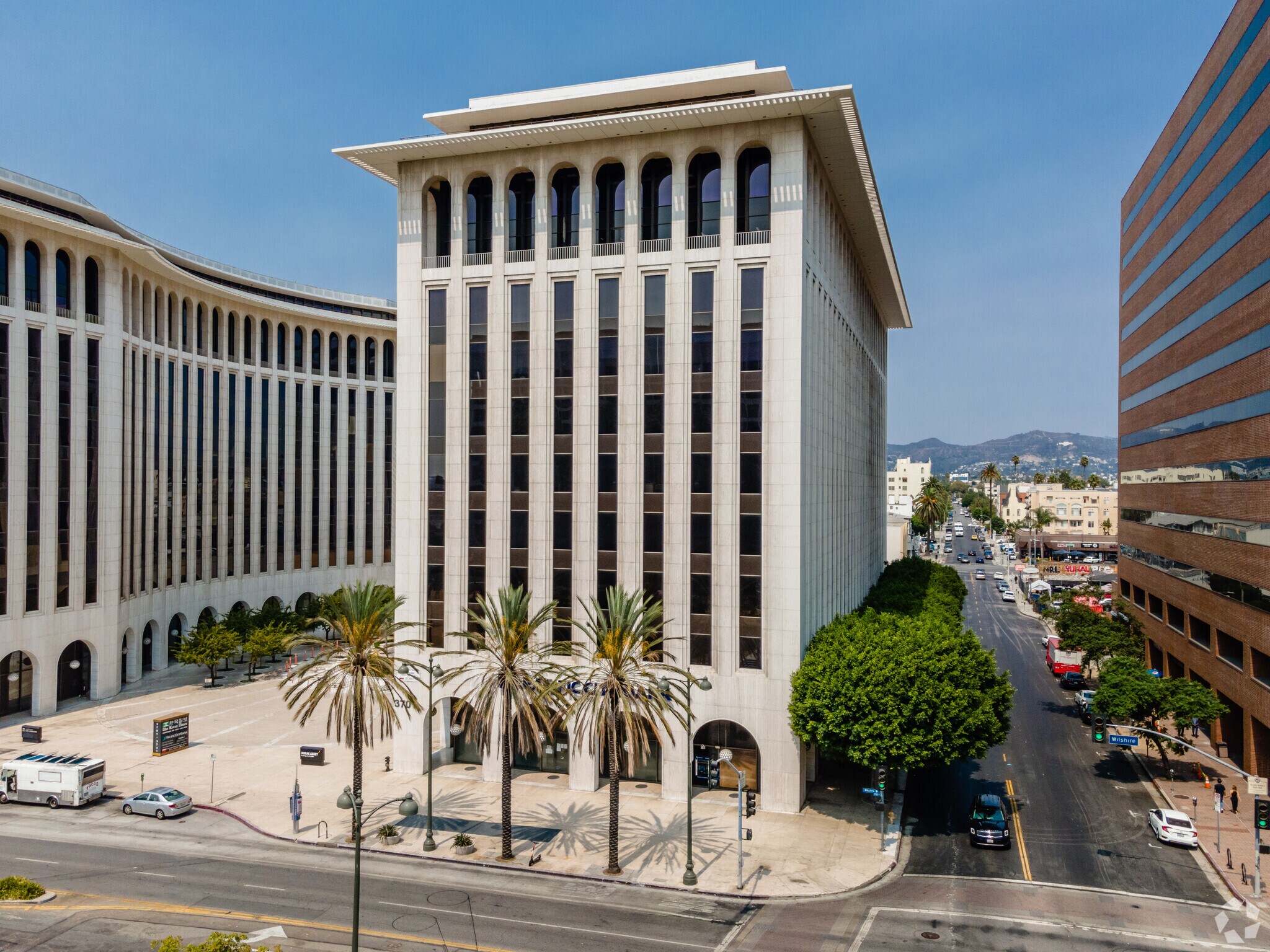 3701 Wilshire Blvd, Los Angeles, CA to rent Building Photo- Image 1 of 22