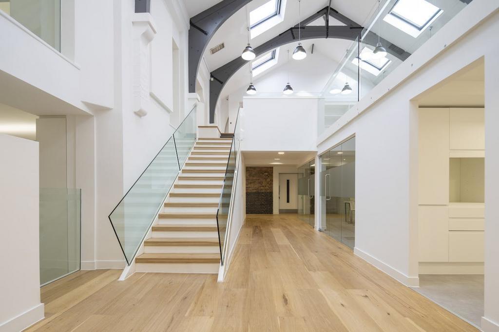 109A Regents Park Rd, London to rent Building Photo- Image 1 of 16