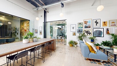 1801 E Camelback Rd, Phoenix, AZ to rent Matterport 3D Scan- Image 1 of 3