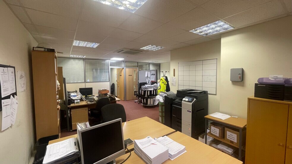 Corunna Rd, Warwick to rent - Building Photo - Image 3 of 8