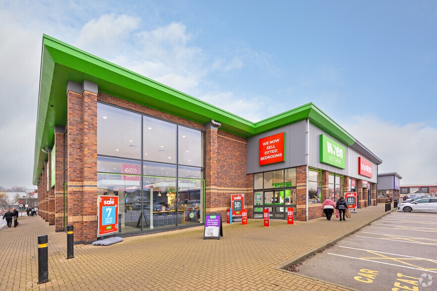 5 Ings Rd, Wakefield for sale - Primary Photo - Image 1 of 1