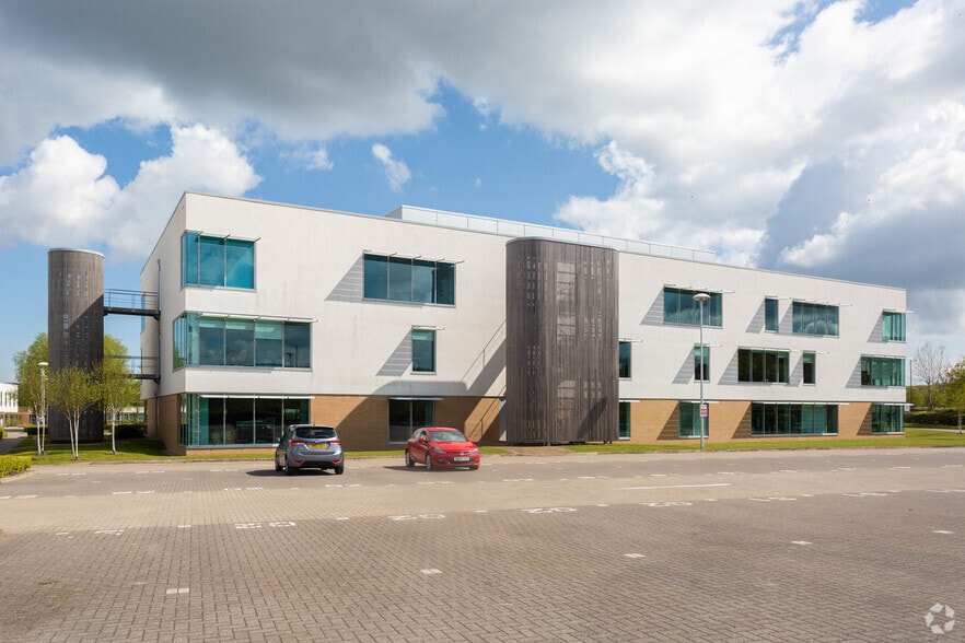 1 Mandarin Rd, Houghton Le Spring for sale - Primary Photo - Image 1 of 1