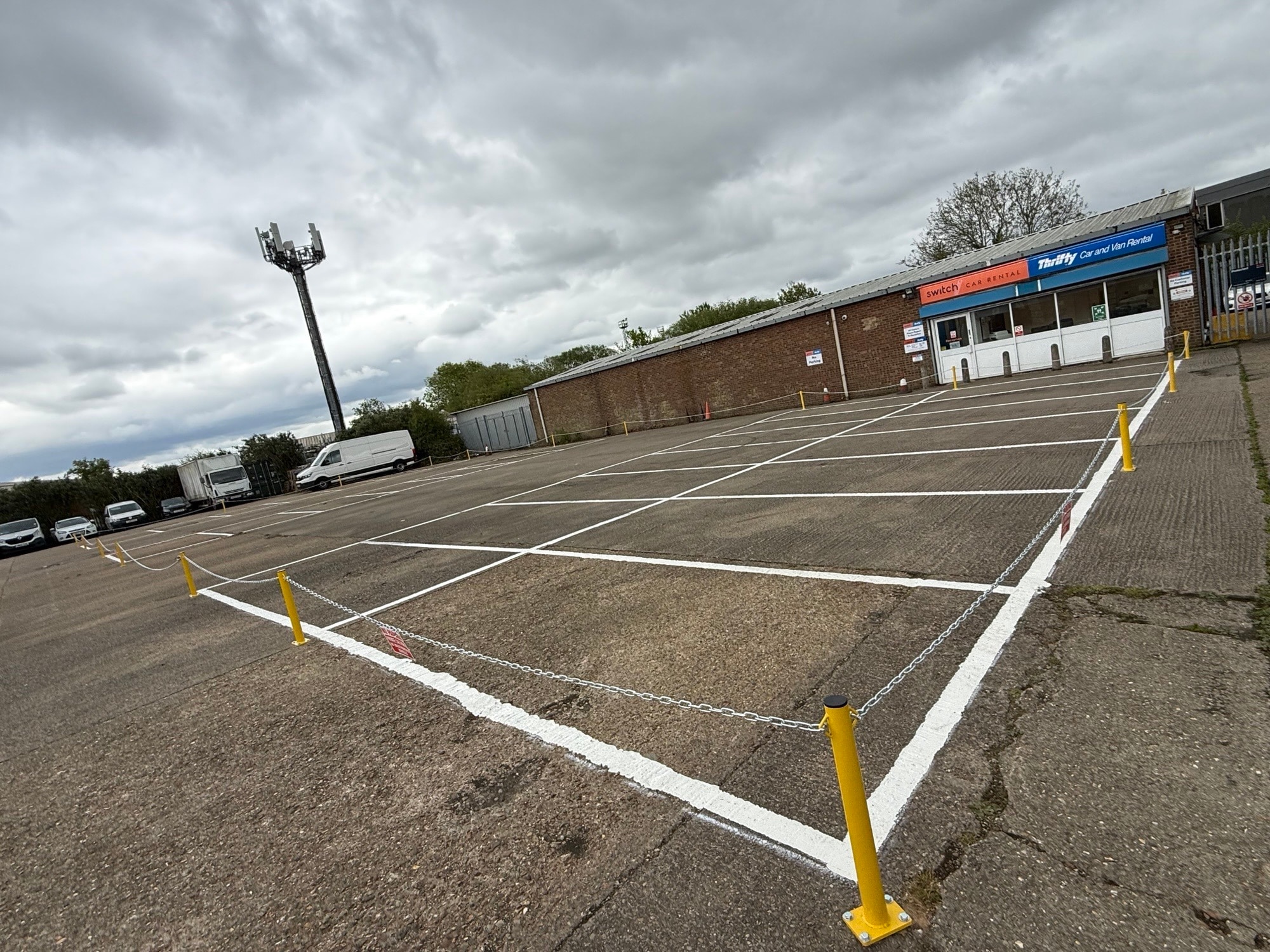 Old Wolverton Rd, Milton Keynes to rent Building Photo- Image 1 of 2