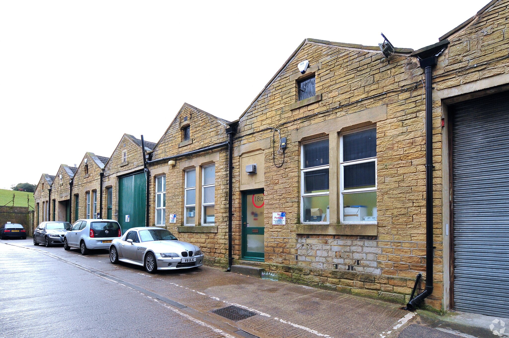 Woodhall Rd, Pudsey for sale Primary Photo- Image 1 of 1