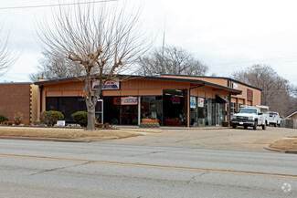 More details for 213 S Main St, Stillwater, OK - Retail for Sale