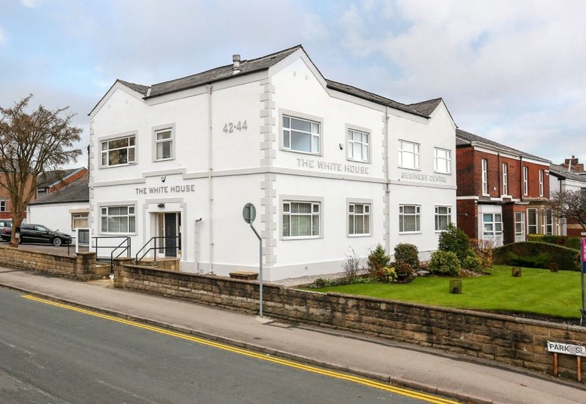 42-44 Chorley New Rd, Bolton for rent - Primary Photo - Image 1 of 10