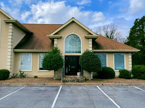 1403 Eastchester Dr, High Point, NC for sale Building Photo- Image 1 of 1