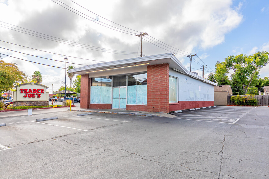 4900-4922 Folsom Blvd, Sacramento, CA for rent - Primary Photo - Image 1 of 11