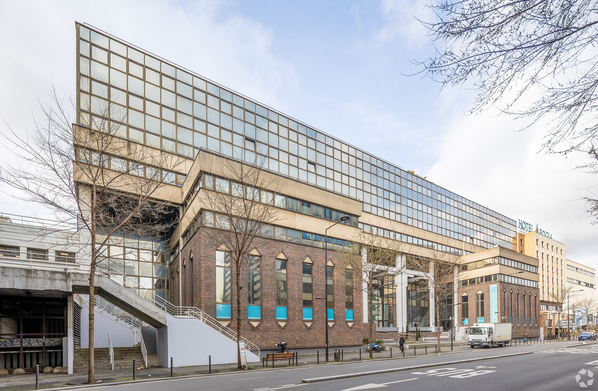 24-26 Boulevard Paul Vaillant-Couturier, Ivry-sur-Seine to rent Primary Photo- Image 1 of 5