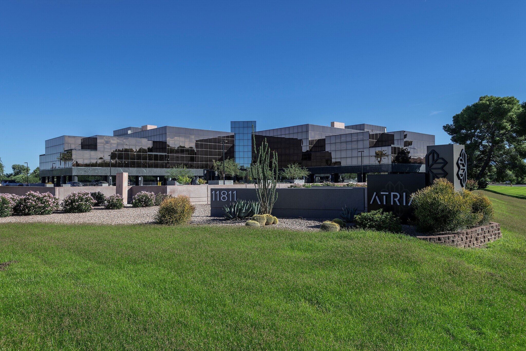 11811 N Tatum Blvd, Phoenix, AZ to rent Building Photo- Image 1 of 13