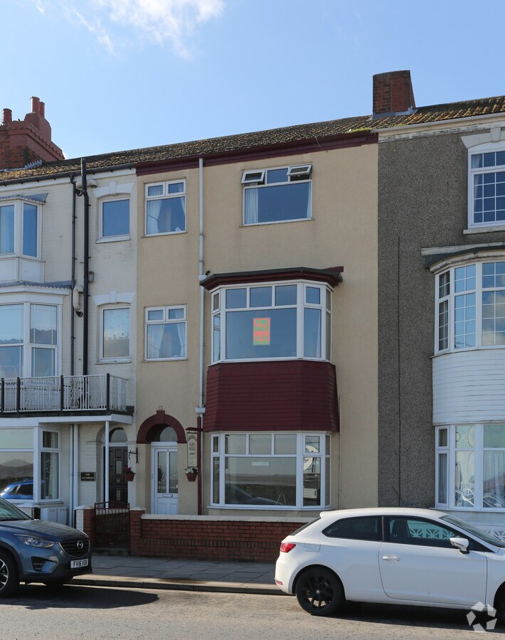 15 Kingsway, Cleethorpes, DN35 8QU UK