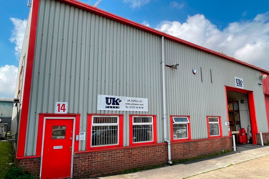 Finch Dr, Braintree for sale - Primary Photo - Image 1 of 1