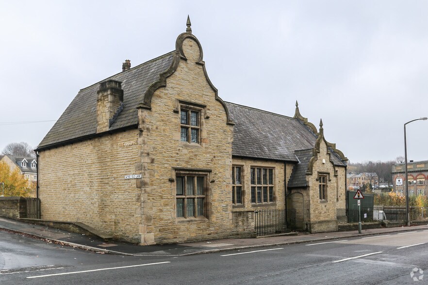 Bradford Rd, Brighouse, HD6 4EH UK