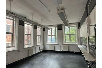Victoria Passage, Wolverhampton to rent Interior Photo- Image 2 of 2