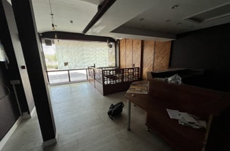 8-9 Rocks Ln, London to rent Interior Photo- Image 2 of 6