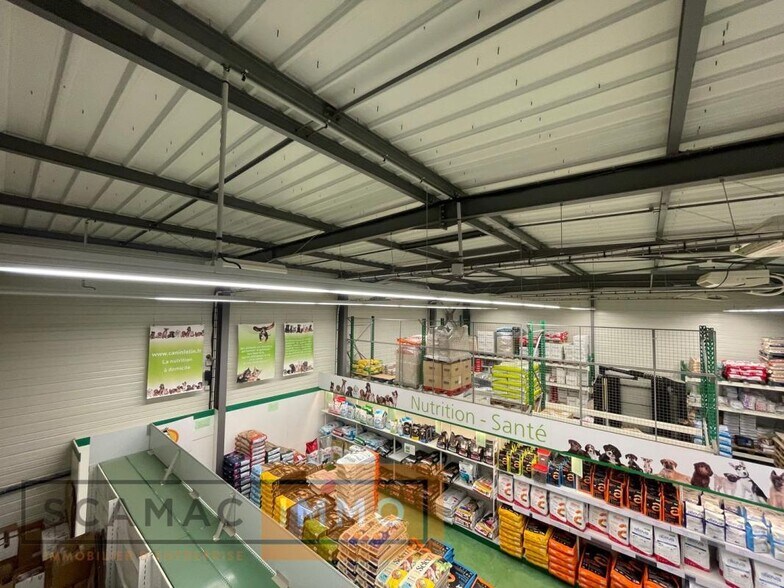 Retail in Boissise Le Roi for sale - Building Photo - Image 3 of 8