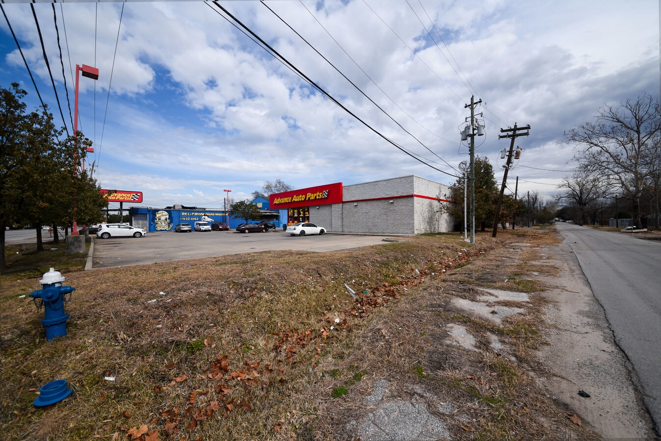 9202 Jensen Dr, Houston 77093