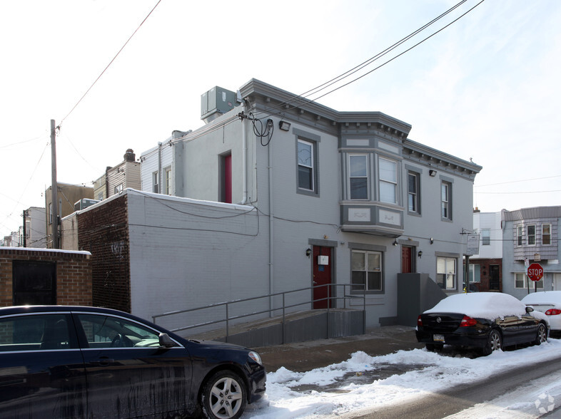 2601 S 12th St, Philadelphia, PA for sale - Building Photo - Image 2 of 4