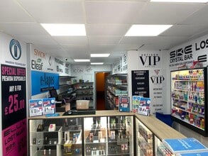 129A Market St, St Andrews to rent Interior Photo- Image 1 of 4