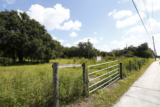 5050 Dr Martin Luther King Jr Blvd, Plant City, FL for sale Primary Photo- Image 1 of 5