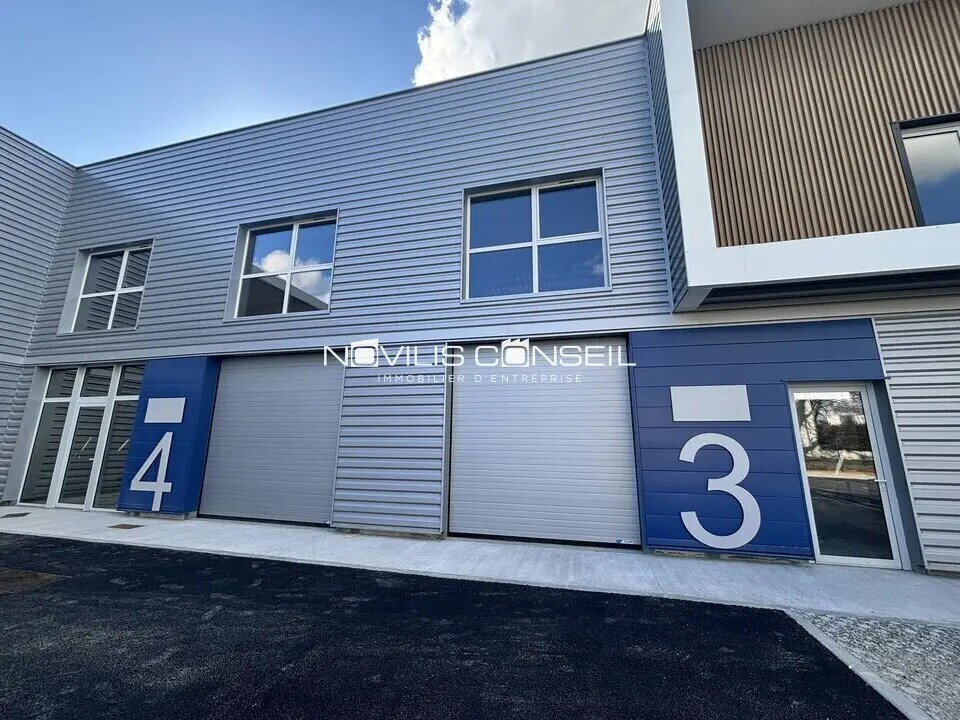 Light Industrial in Launaguet to rent Building Photo- Image 1 of 18