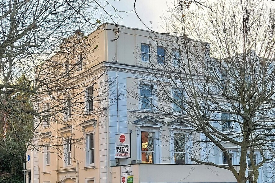 62-62A Mount Pleasant Rd, Tunbridge Wells to rent - Primary Photo - Image 1 of 4