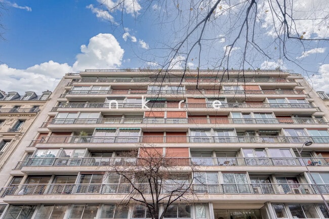 Location Bureaux 60 m²