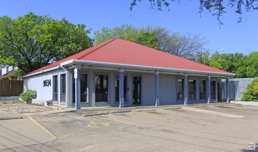 9034 N Interstate 35, Austin, TX for sale - Primary Photo - Image 1 of 1